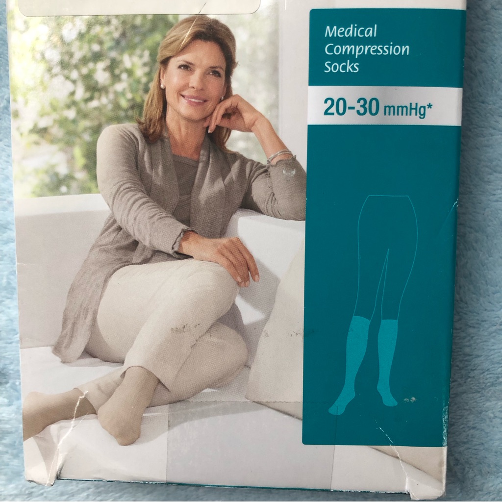 Jobst So Soft Compression Knee Socks 2030 Mmhg Size Medium Jobst So Soft Compression Knee Socks 2030 Mmhg Size Medium